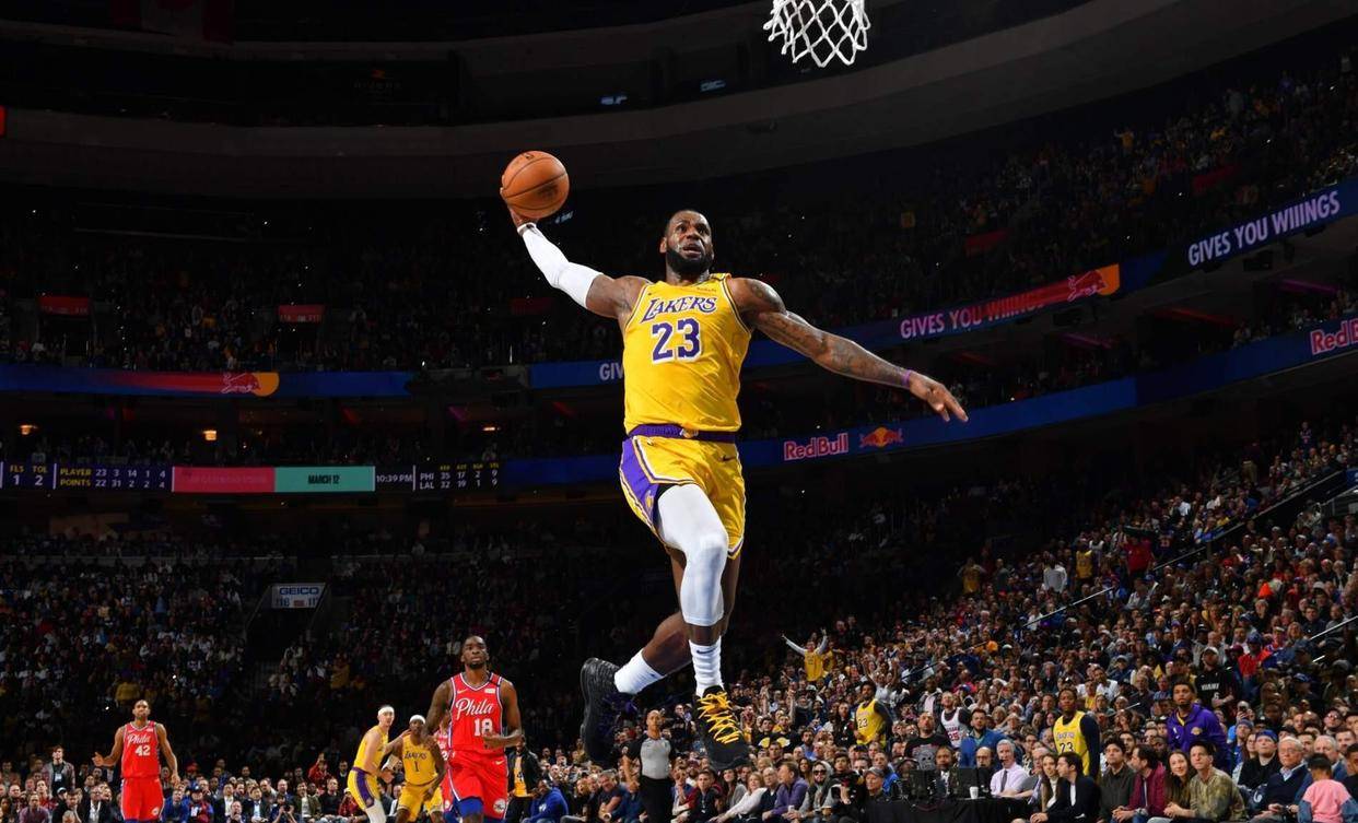 包含詹姆斯连续七场比赛得分超过官方发布新规纳达尔连续十二场比赛得分超过战术调整之后，休斯敦火箭围绕欧篮联调整名单的词条