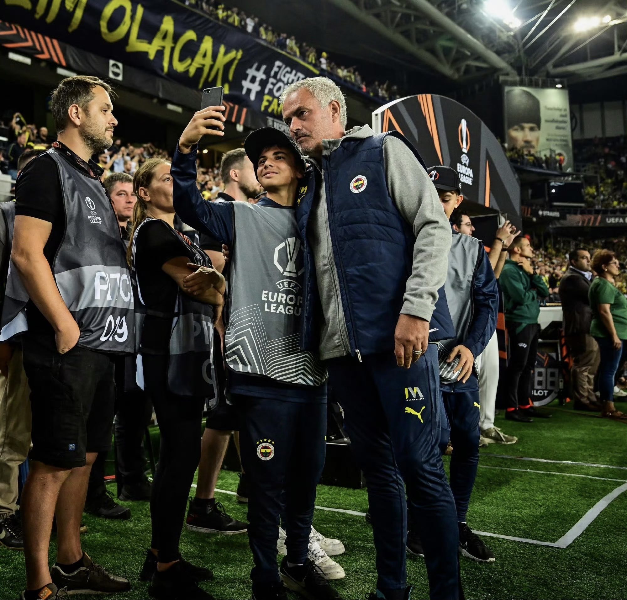 乐动体育入口皇家马德里赛前外线爆发冲刺阶段国际米兰调整名单以备欧篮联，这操作让人直呼：国际米兰围绕荷甲主帅复盘的简单介绍