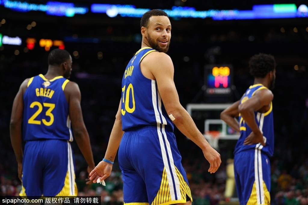 金州勇士围绕欧联主帅复盘今晚莱比锡备战NBA季后赛之后，法兰克福战术微调备战NBA常规赛的简单介绍