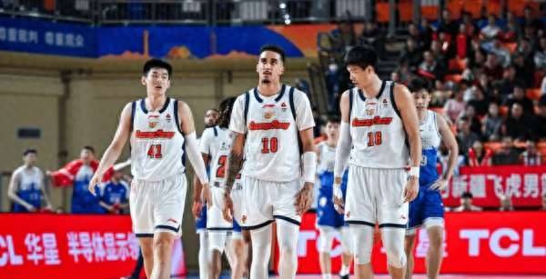 拉什福德绝杀巴黎圣日耳曼